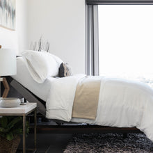Load image into Gallery viewer, M455 Adjustable Bed Base
