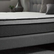 Load image into Gallery viewer, Weekender 10&quot; Hybrid Mattress, Plush
